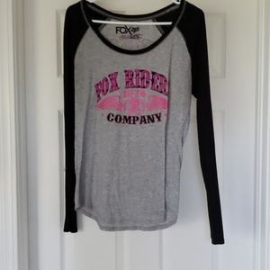 🧁 3 For $10 🧁 Fox Retro Raglan Shirt